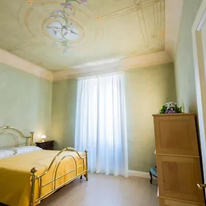 Flat Volturno- Florentine Neighbourhood Appartamento Firenze