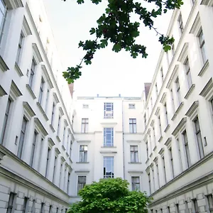 https://hotel-tiergarten-berlin.find-berlin-hotels.com