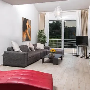 Kappa Luxury & Ξενοδοχείο Παλιούρι