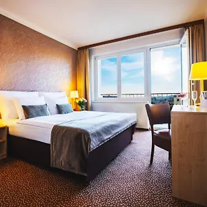 https://charles-central.praguehotelsweb.com