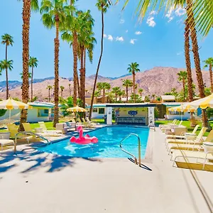 A Place In The Sun - Adults Only Big Units, 24h Heated Pool & In 1 Acre Park Prime Location, Dog Friendly, Midcentury Modern Boutique 4* 棕榈泉