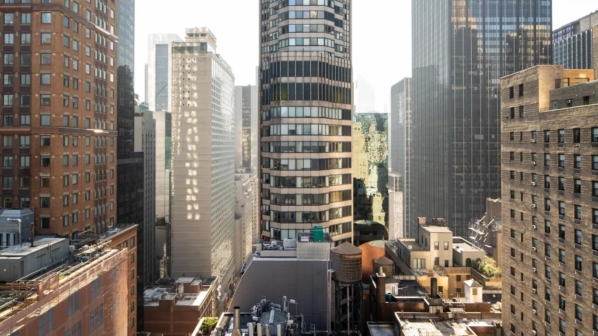 The Manhattan Club New York Hotel